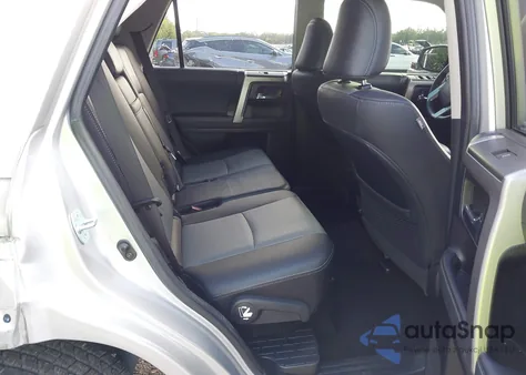 2021 Toyota 4Runner Sr5 Premium из США, поврежденный, VIN JTEFU5JR4M5243131